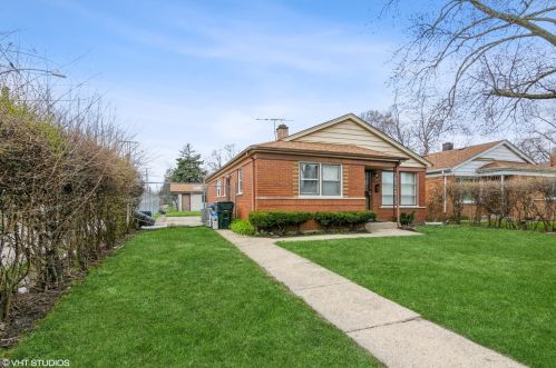 14932 Edbrooke Ave, Dolton, IL 60419-1630