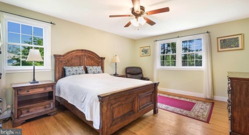 3653 Warfield Dr, Huntingdon Valley PA 19006-3423 exterior