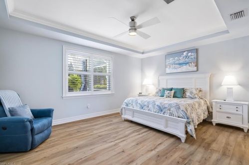 8510 Karina Ct, Naples FL 34114-2752 exterior