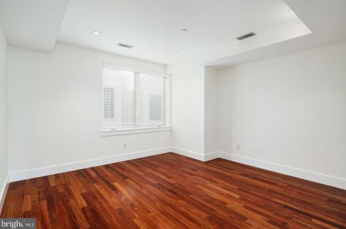 1304 20 St, Philadelphia PA 19140-5810 exterior