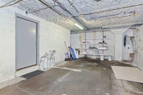 2246 Lakewood Ave, Chicago IL 60614-3629 exterior