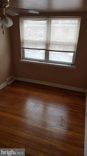 7926 Gilbert St, Philadelphia PA 19150-2506 exterior