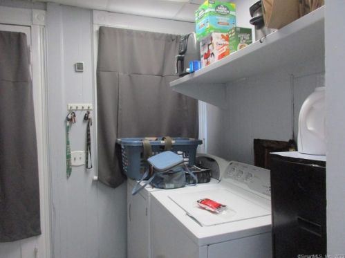 15 Frst St, Torrington CT 06790-4904 exterior