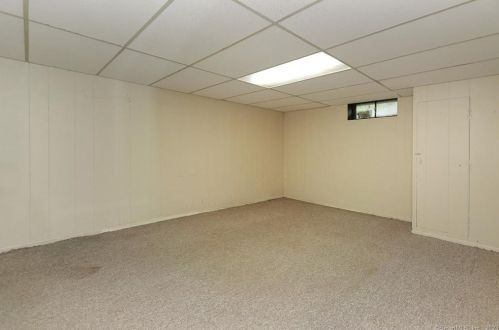 366 Anderson Ave, Milford CT 06460-3770 exterior