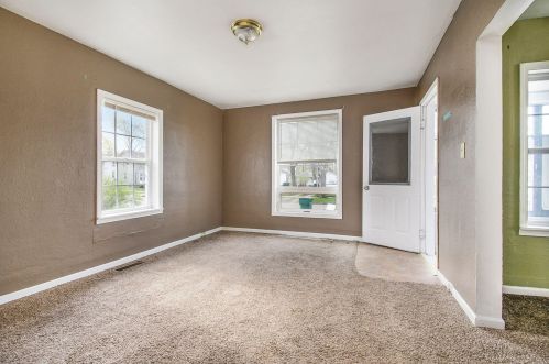 234 4 Ave, Three Rivers MI 49093-1508 exterior