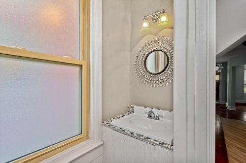 127 Lincoln Ave, Pittsburgh PA 15206-2313 exterior