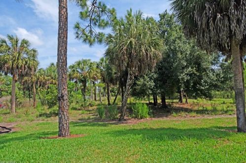 3291 11 Ave, Naples FL 34117-4130 exterior