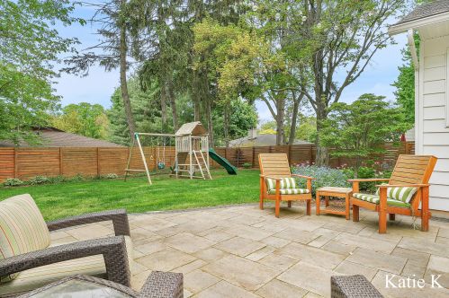 2144 Hall St, Grand Rapids MI 49506-4046 exterior