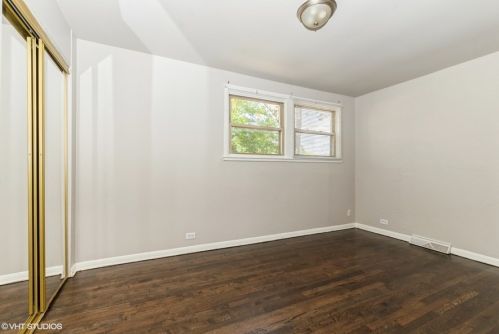 1358 109 Pl, Chicago IL 60655-4002 exterior