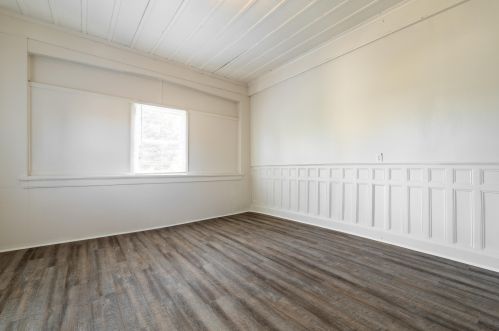 1421 5th St, Milwaukee, WI 53204-2802