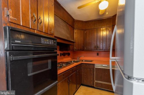 6019 Limekiln Pike, Philadelphia PA 19138-1334 exterior