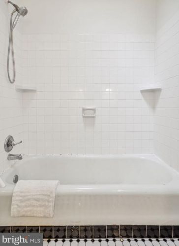 4742 Larchwood Ave, Philadelphia PA 19143-1957 exterior