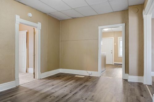 2131 Harrison Ave, Meskegon MI 49441-1490 exterior