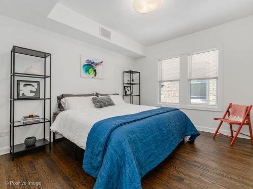 5017 Lawndale Ave, Chicago IL 60659-1103 exterior