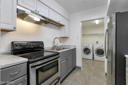 1610 38th Ave, Phoenix AZ  85009-2240 exterior