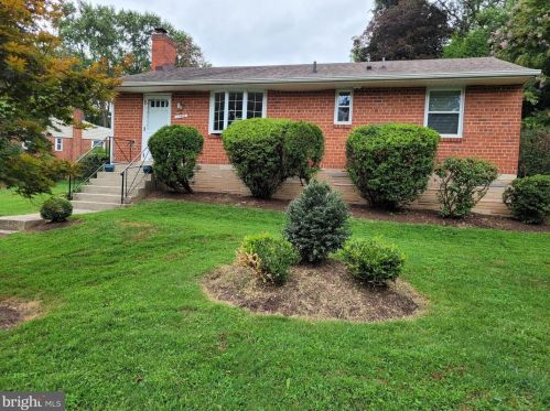 11802 Ashley Dr, Rockville MD  20852-2361 exterior