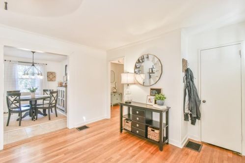 2209 Clairmont Ter, Atlanta GA 30345-2316 exterior