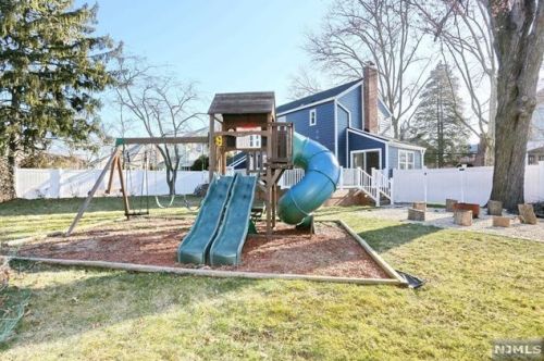 309 Elm St, Oradell NJ  07649-2261 exterior