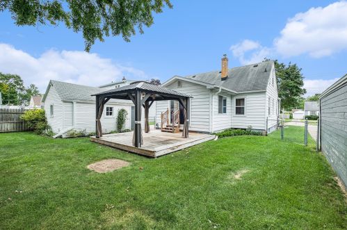 901 Cricklewood St, Wyoming MI exterior