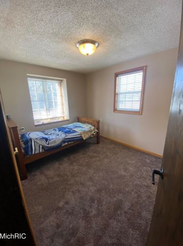 3638 Sheridan Dr, Meskegon MI 49444-4151 exterior