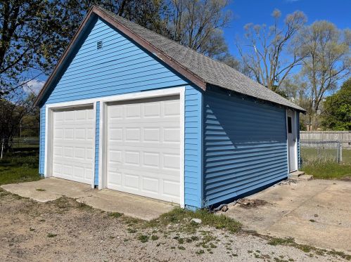 1054 Amity Ave, Meskegon MI  49442-3711 exterior