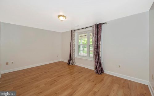 17531 Applewood Pl, Rockville MD 20855-1559 exterior