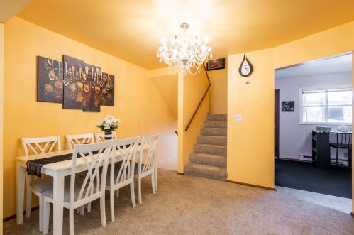 5135 Camelot Ln, Milwaukee WI 53221-3121 exterior