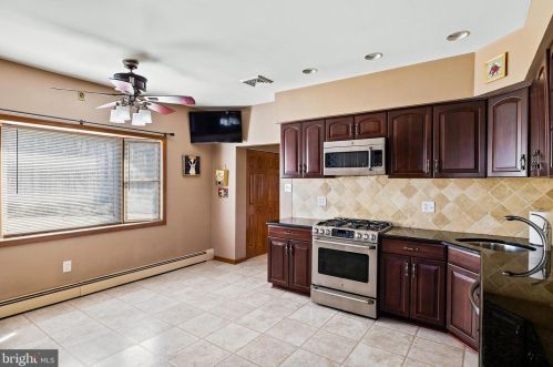 79 Orchard Ave, Runnemede NJ 08078-1356 exterior