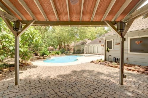 1823 Mountain Aspen Ln, Humble TX 77345-2165 exterior