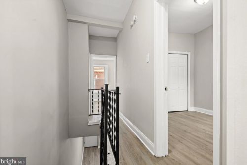 2341 Marshall St, Philadelphia PA 19148-3824 exterior