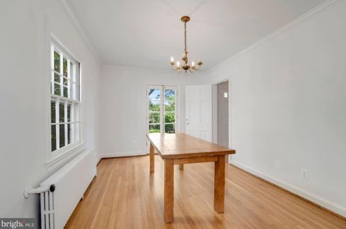 2822 University Ter, Washington DC  20016-3459 exterior