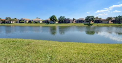 6774 Garde Rd, Boynton Beach FL 33472-7315 exterior