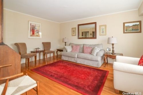 408 17 St, Babylon NY 11704-2603 exterior