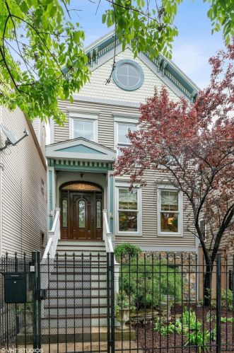 2847 Racine Ave, Chicago, IL 60657-4230