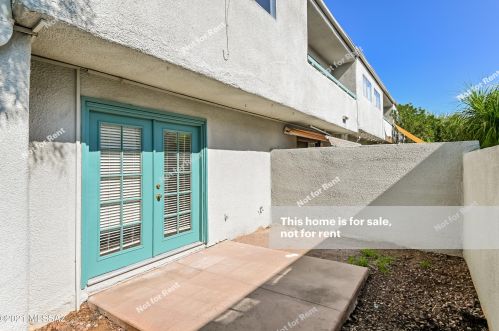 2767 Anklam Rd, Tucson AZ 85745-3720 exterior