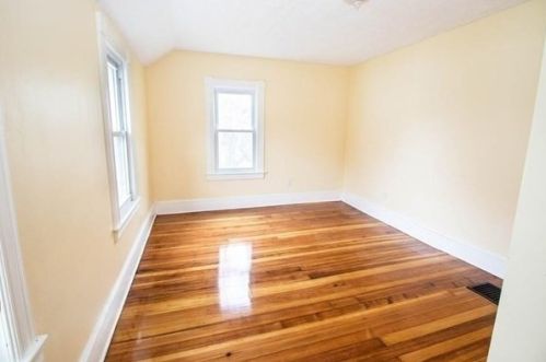 123 Savoy Ave, Springfield MA 01104-2072 exterior