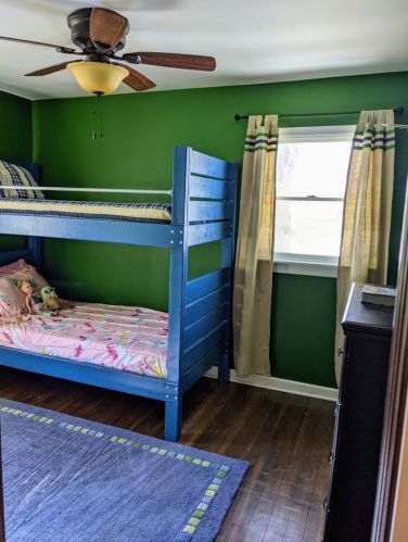 926 Tappan St, Bull Valley IL 60098-2451 exterior