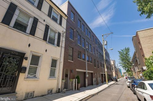 1018 Leithgow St, Philadelphia PA  19123-1421 exterior