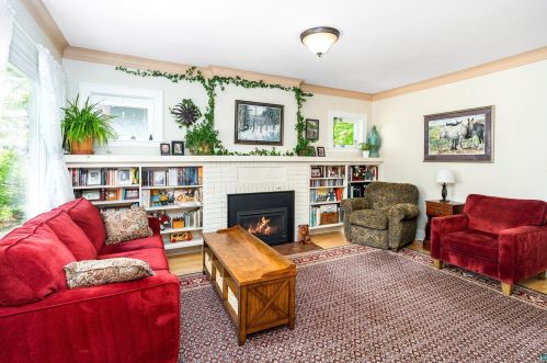 219 Mygatt Ave, Duluth MN 55803-2305 exterior