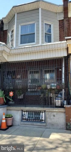 4214 8th St, Philadelphia, PA 19140-2213