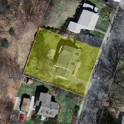 8 Clearwater Rd, Newton MA 02462-1104 aerial view