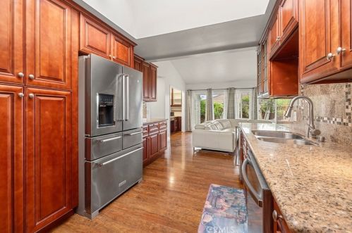 1324 Kroeger Ave, Fullerton CA exterior