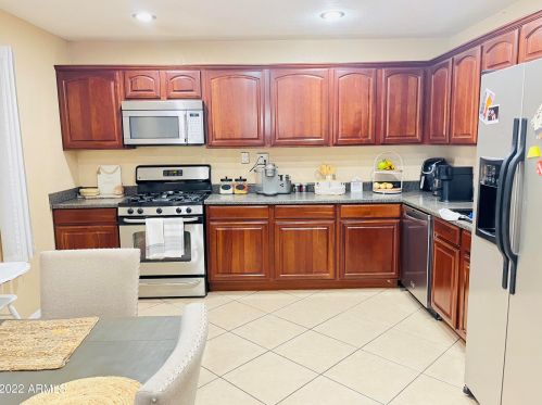 3624 Coronado Rd, Phoenix AZ 85008-3918 exterior