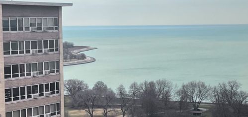 3950 Lake Shore Dr, Chicago IL  60613-3434 exterior