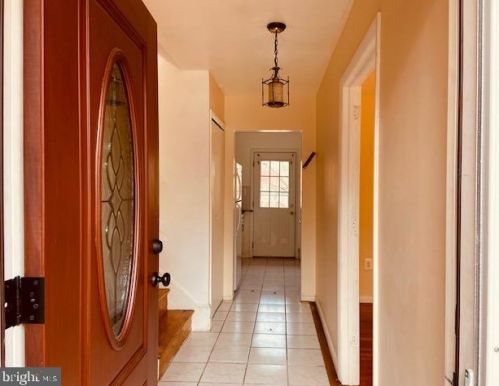 900 Malibu Dr, Silver Spring MD  20901-3650 exterior