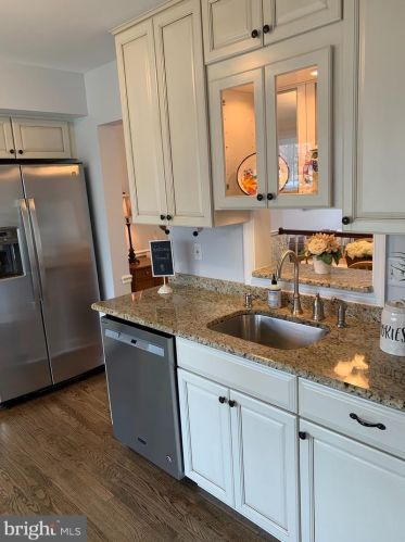 6579 Bermuda Green Ct, Alexandria, VA 22312-3106