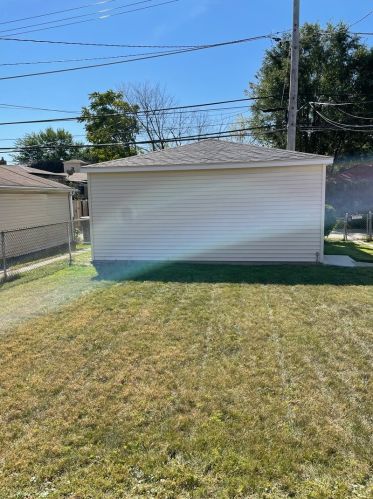 1913 93 St, Chicago IL 60643-6358 exterior