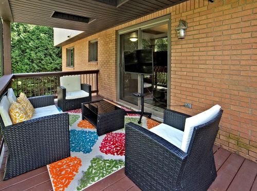 1518 Greendale Dr, Pittsburgh PA 15239-1144 exterior