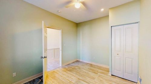 418 Borland St, Pittsburgh PA  15206-2920 exterior