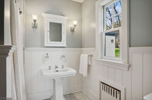 264 Upper Mtn Ave, Montclair NJ 07043-1417 exterior